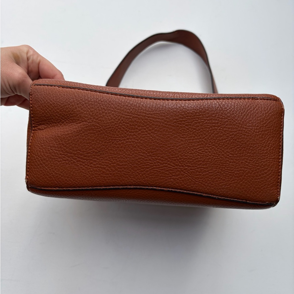Tory Burch McGraw Bucket Bag - Picture 3 of 7
